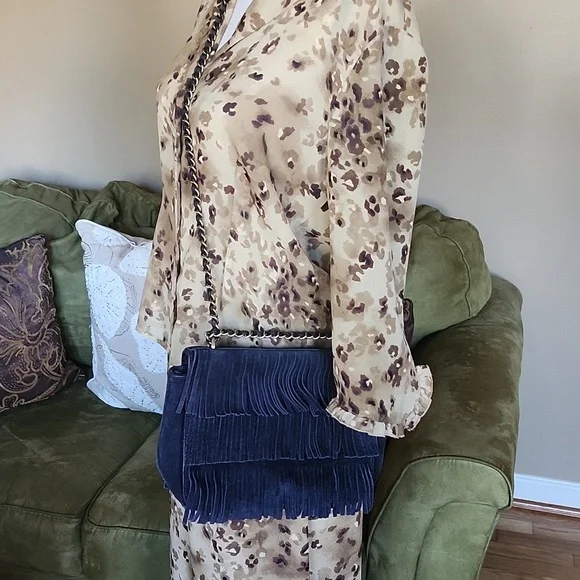 SALE💥Tory Burch Fringe Farrah Suede Purse - Picture 2 of 16
